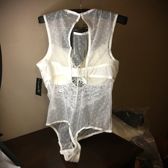 INC INTERNATIONAL CONCEPTS "Core Body Hang" Cupped Swiss Dot Thong Bodysuit NEW! - Picture 9 of 16